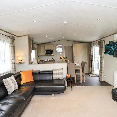 Holiday home Sunflower Lodge
